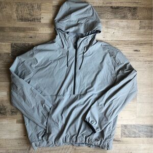 Wind River Womens Gray No Fly Zone Jacket Size L Drawstrings Pockets Outdoors